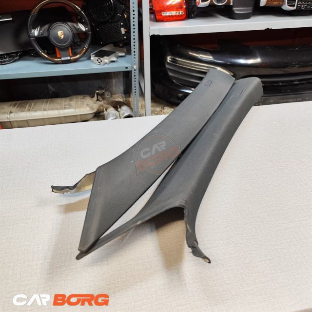 قاب ستون شیشه جلو پورشه کاین