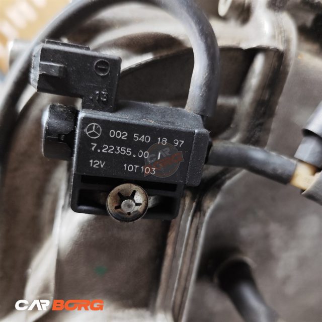 وکیوم رو موتور بنز CGI-271 استوک W204