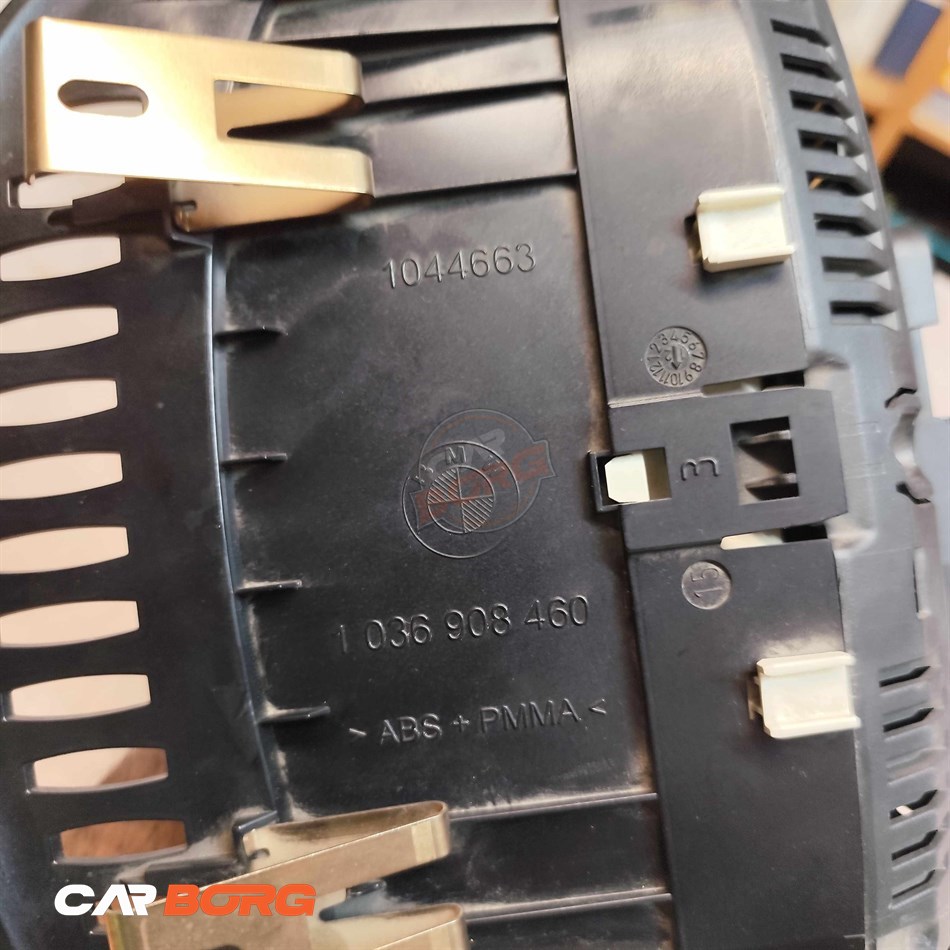 کیلومتر-بی-ام-و-F25-استوک-کاربورگ-